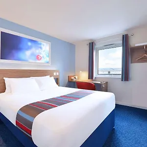 Travelodge Redhill Town Centre Hotel